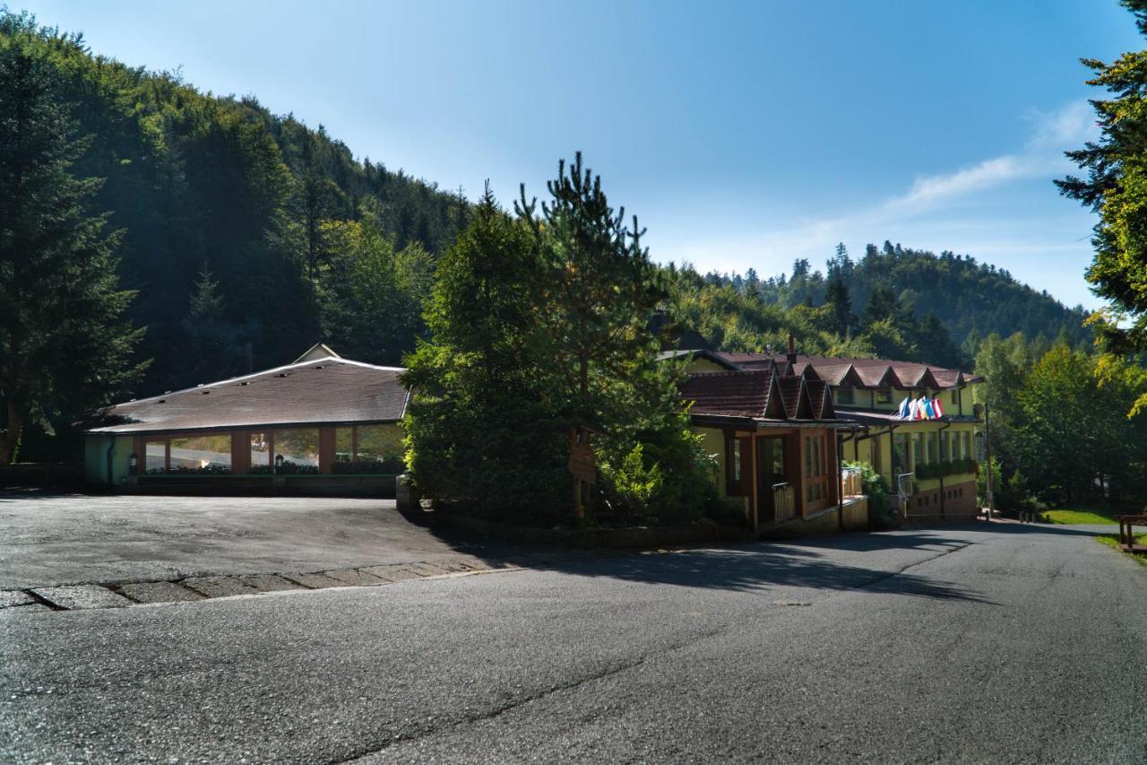 Hotel Somka Drienica Exterior foto